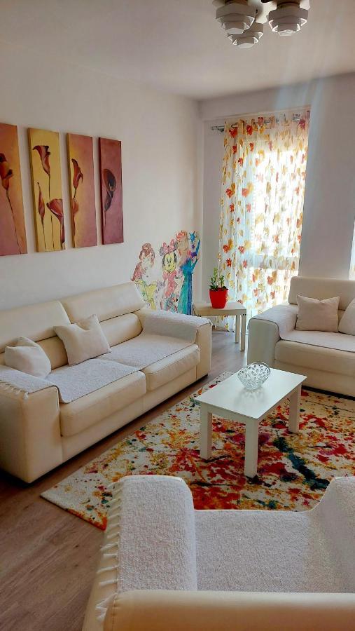 Happy Stories' Apartment In City Centre Shkodër Exterior foto