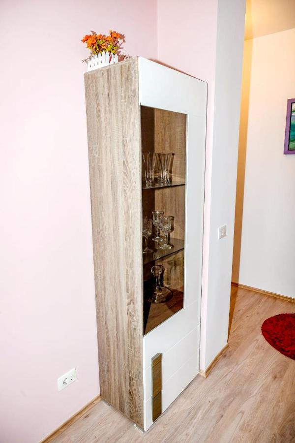 Happy Stories' Apartment In City Centre Shkodër Exterior foto